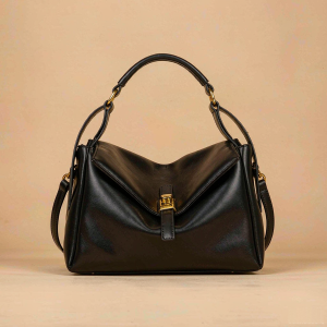 Milano Structured Shoulder Bag - Black leather